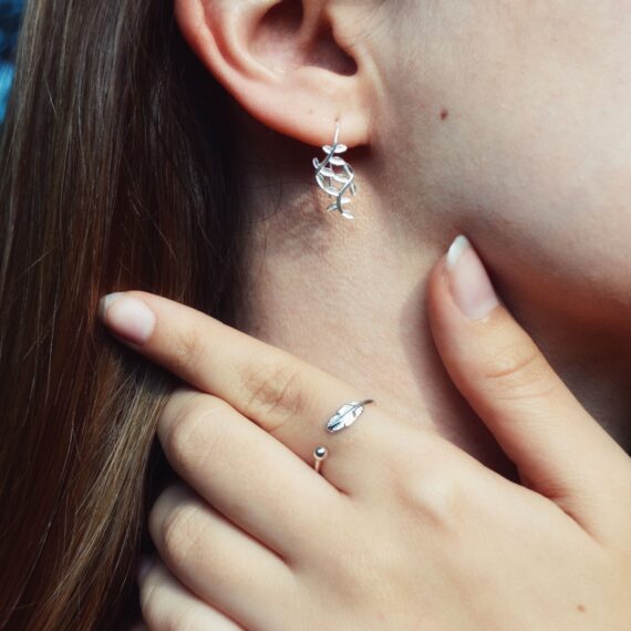 pendientes hojas